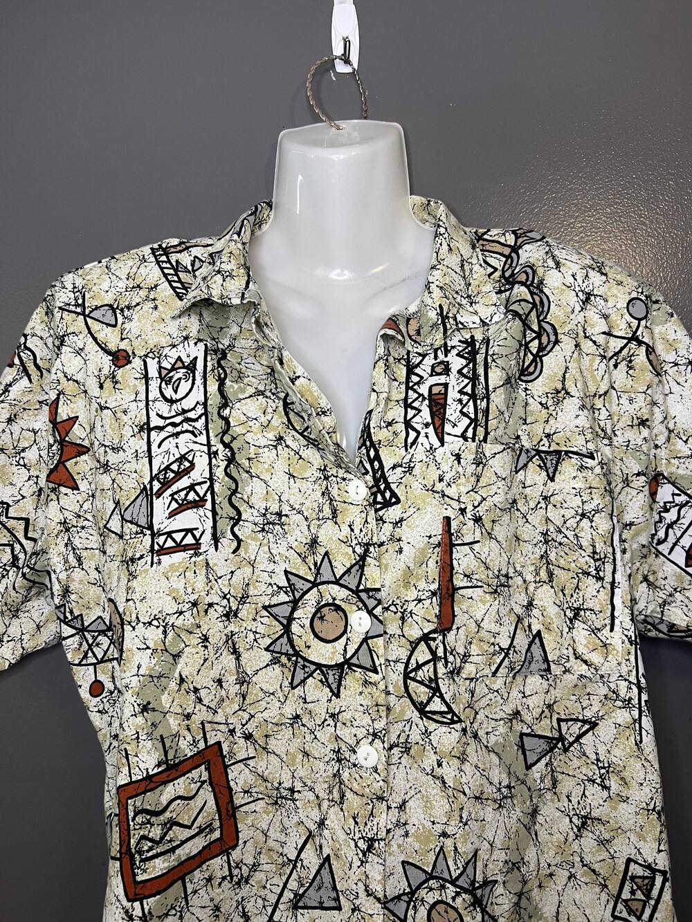 Vintage Judy Knapp Shirt Womens Size Large Beige Abstract Button Made USA
